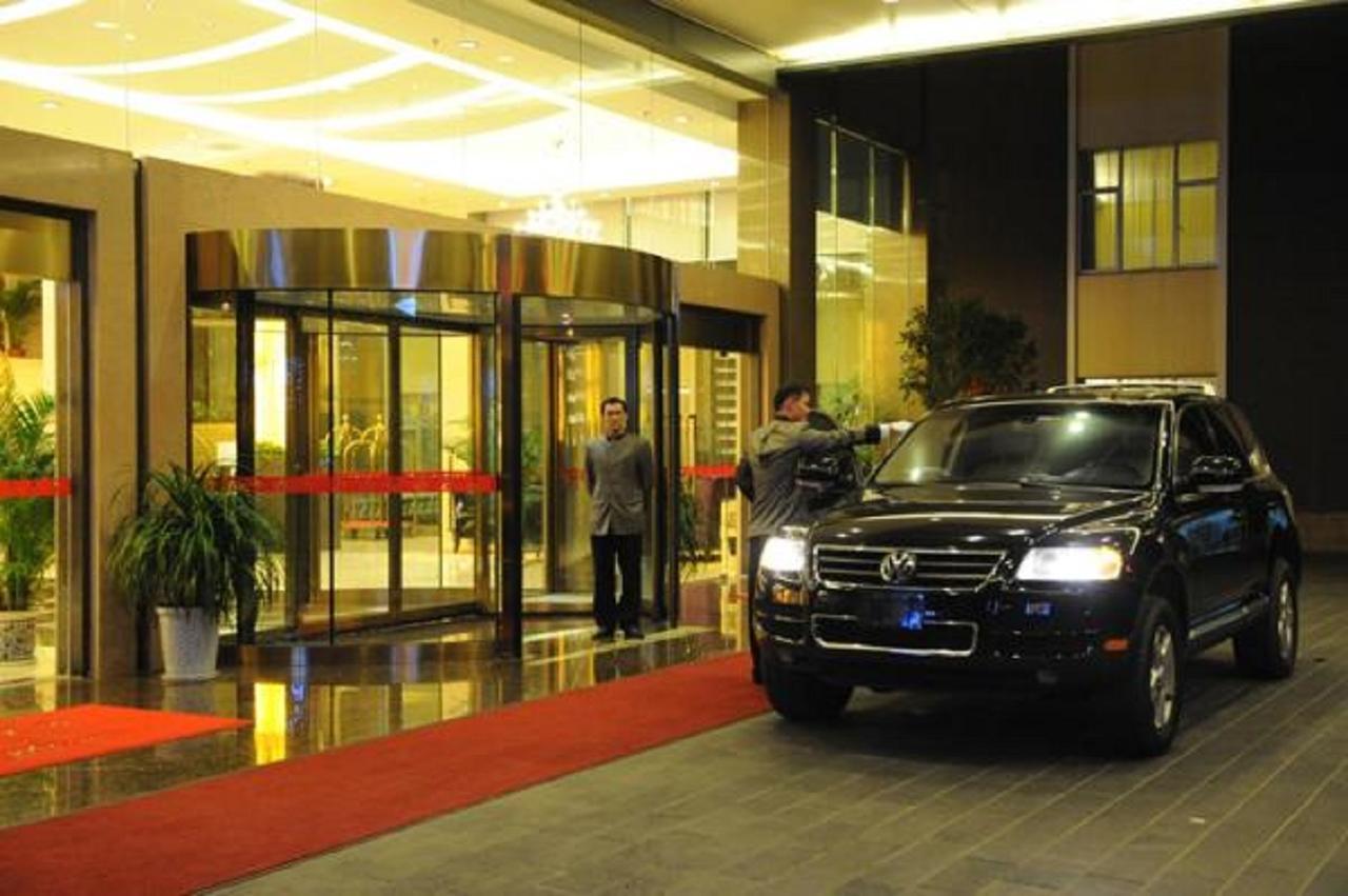 Golden Dragonball Hotel Γκουιλίν Εξωτερικό φωτογραφία