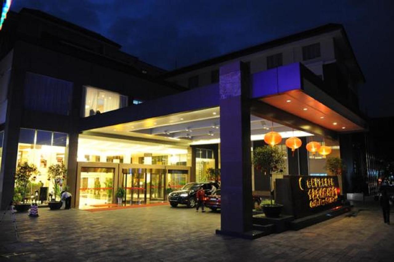 Golden Dragonball Hotel Γκουιλίν Εξωτερικό φωτογραφία
