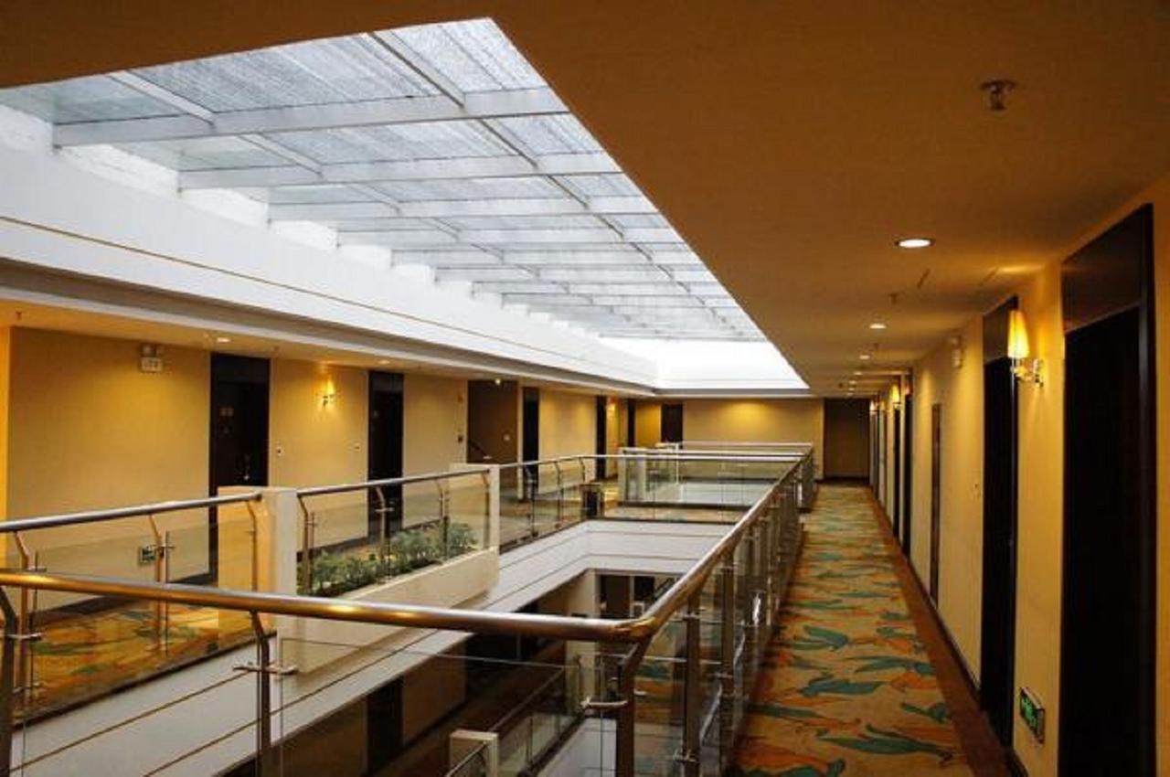 Golden Dragonball Hotel Γκουιλίν Εξωτερικό φωτογραφία